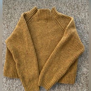 Mollusk teddy sweater size M yellow EUC